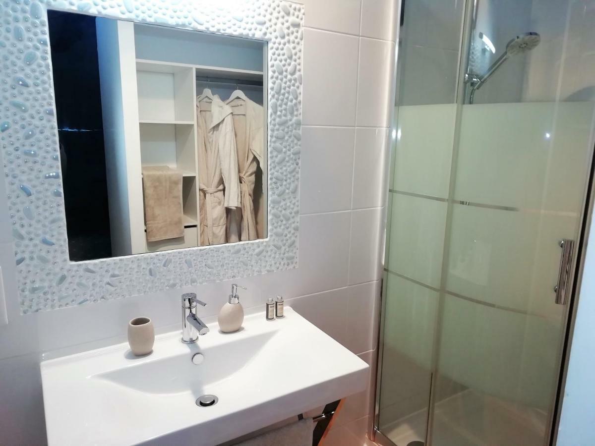 La Magie Des Reves Hotel Монрежо Екстериор снимка